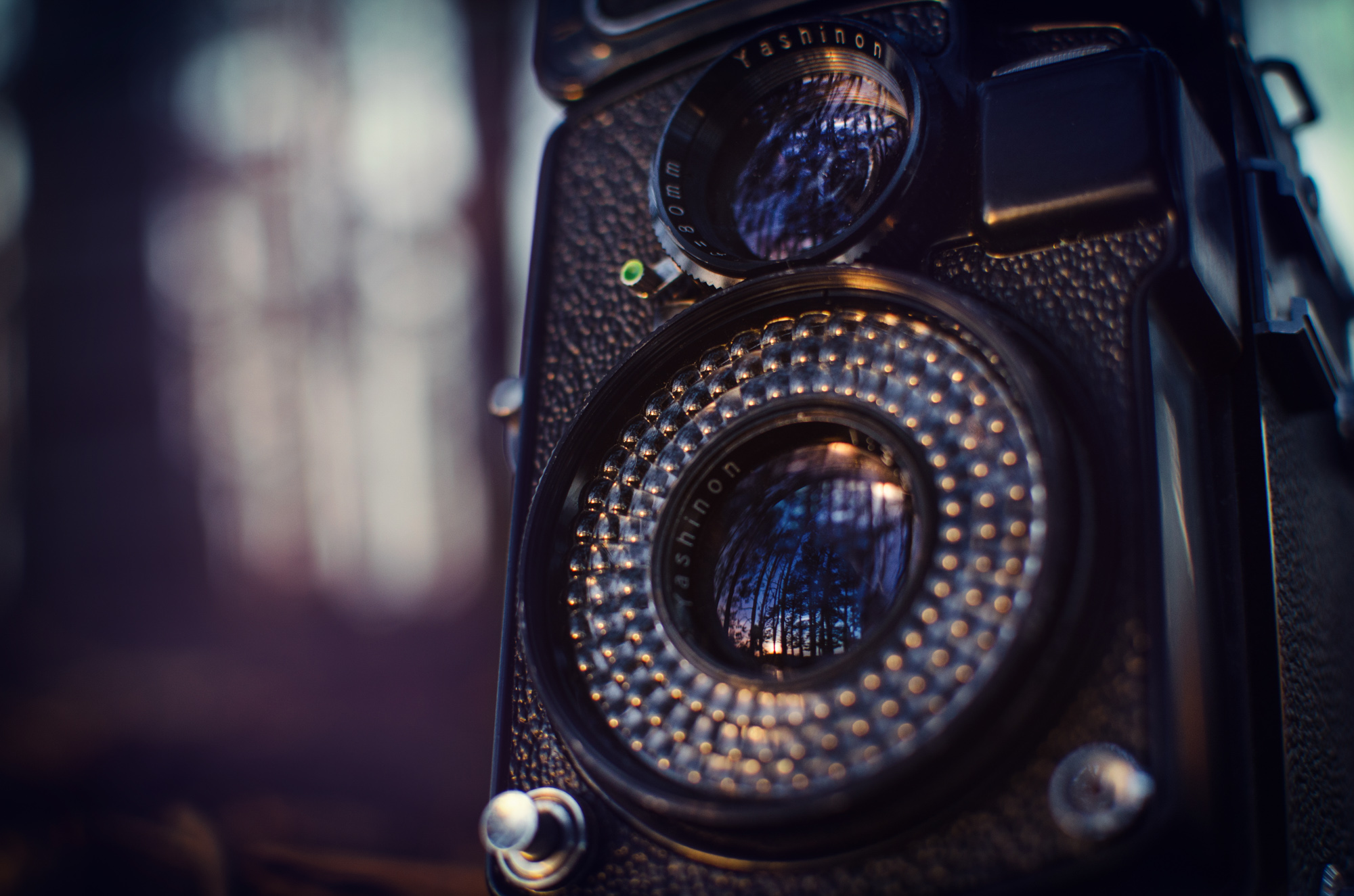 Yashica E TLR by Matt Harquail